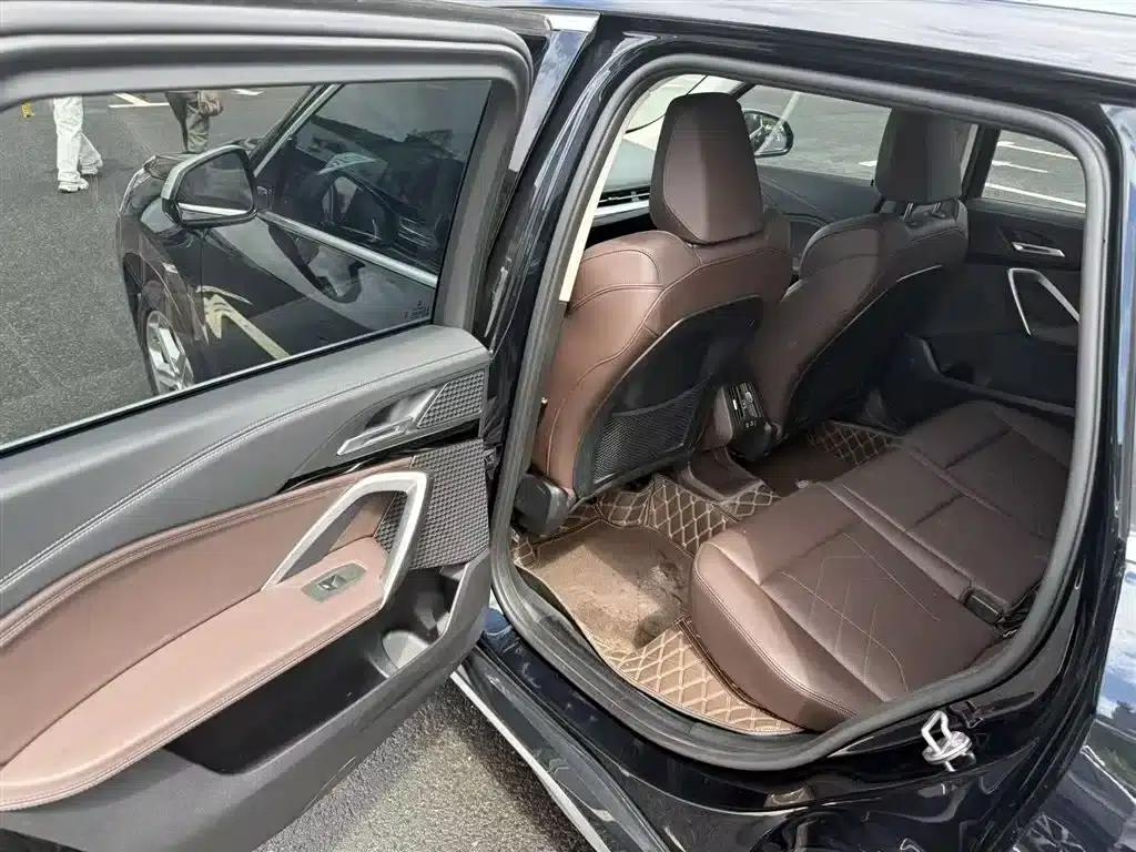2023 BMW X1 sDrive20Li X Design Package — миниатюра 8