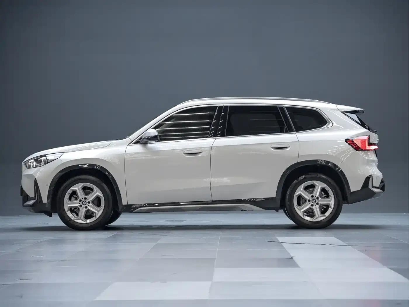 2023 BMW X1 sDrive20Li X Design Package — миниатюра 7