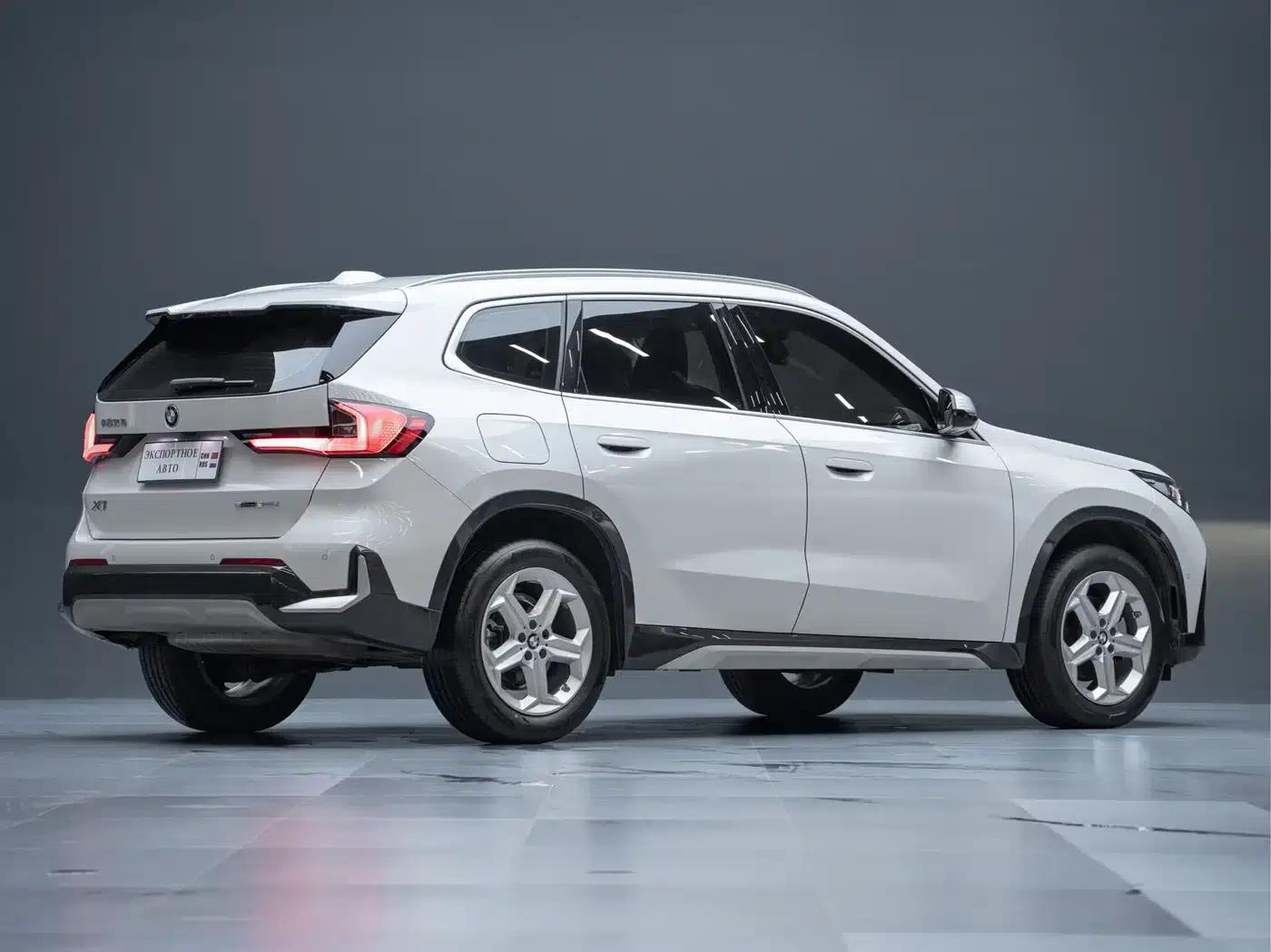 2023 BMW X1 sDrive20Li X Design Package — миниатюра 8