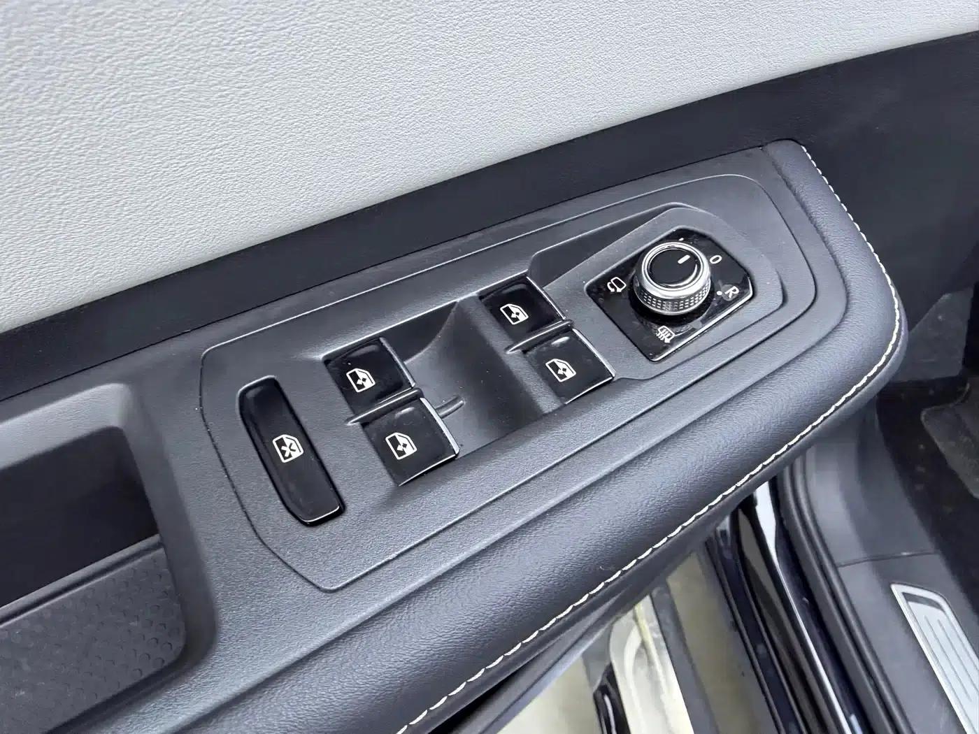 2023 Volkswagen Teramont 380TSI 4WD Premium Luxury Edition — миниатюра 18