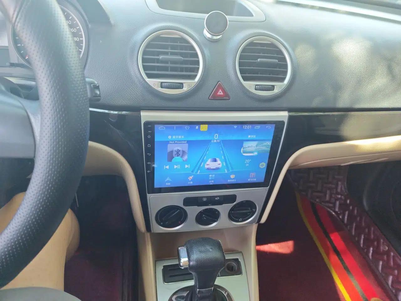 Volkswagen Lavida 2011 1.6L Automatic PinYou Edition — миниатюра 13