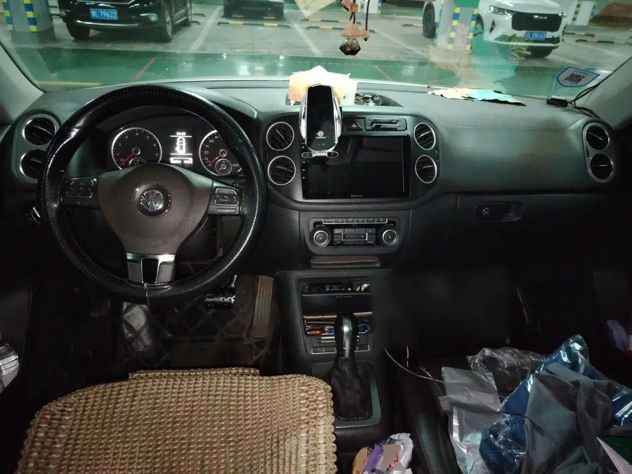 Volkswagen Tiguan 2012 1.8TSI Automatic Two-Wheel Drive Elite Edition — миниатюра 9