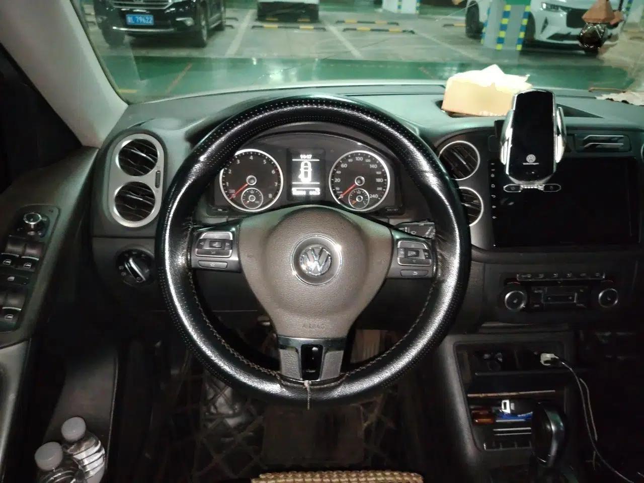 Volkswagen Tiguan 2012 1.8TSI Automatic Two-Wheel Drive Elite Edition — миниатюра 10