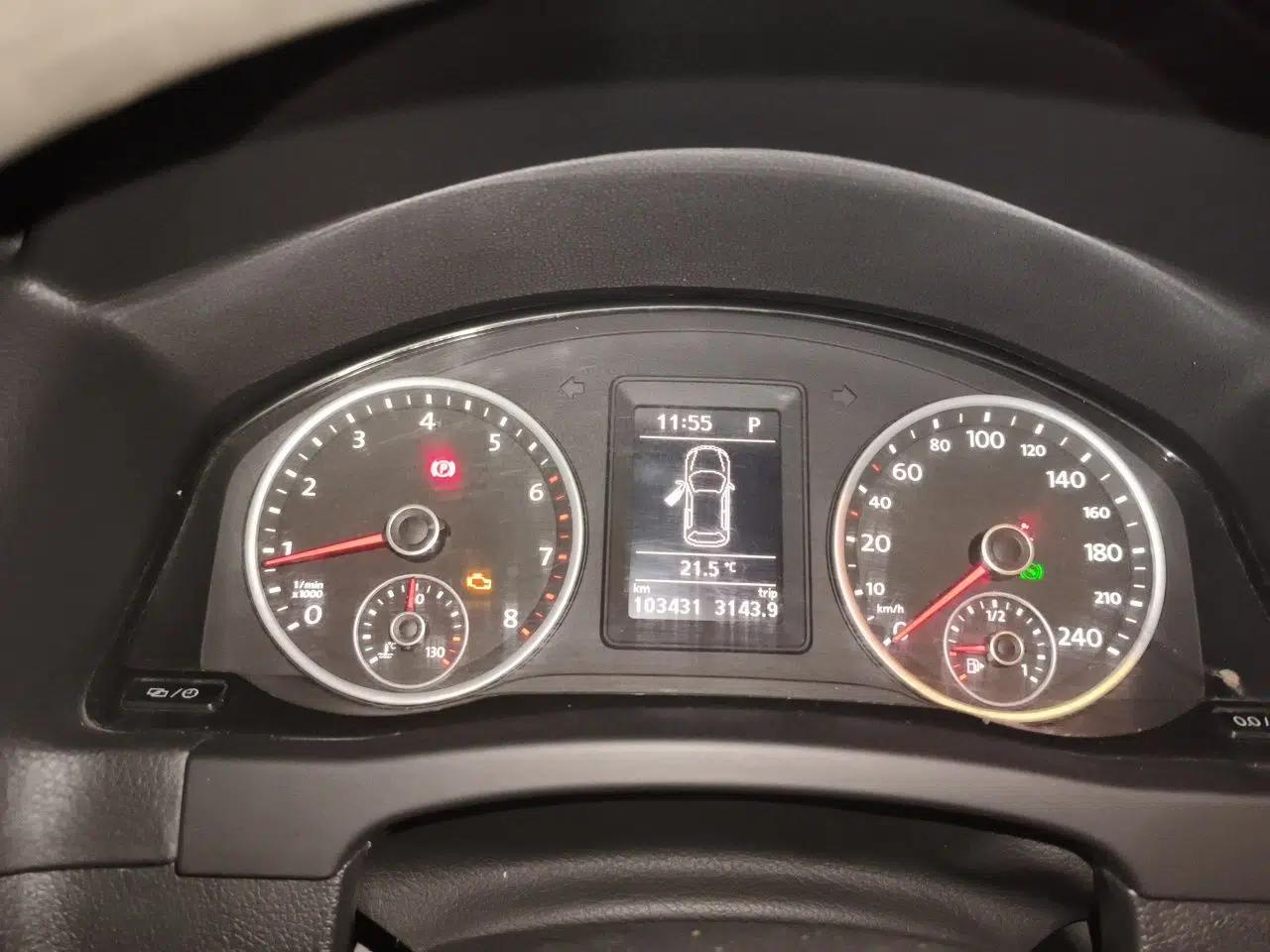 Volkswagen Tiguan 2017 300TSI Automatic Two-Wheel Drive Silk Road Comfort Edition — миниатюра 11