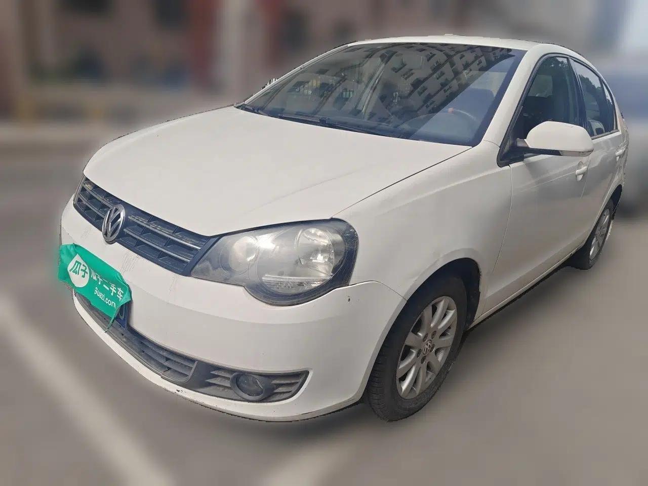 Volkswagen Polo 2011 Jingqu 1.4L Automatic Shishang Edition — миниатюра 1