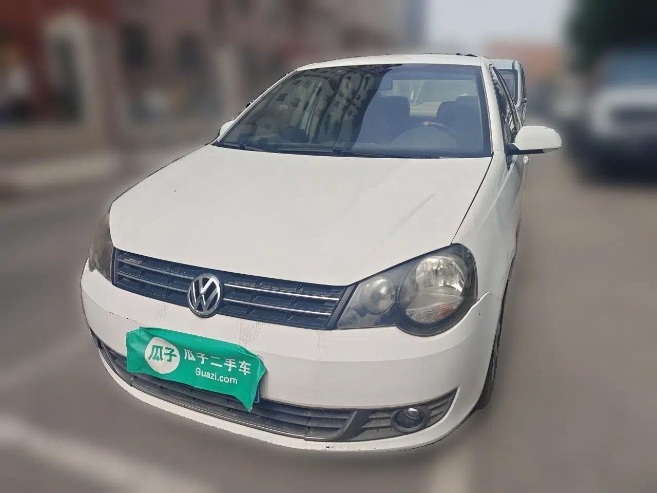 Volkswagen Polo 2011 Jingqu 1.4L Automatic Shishang Edition — миниатюра 2