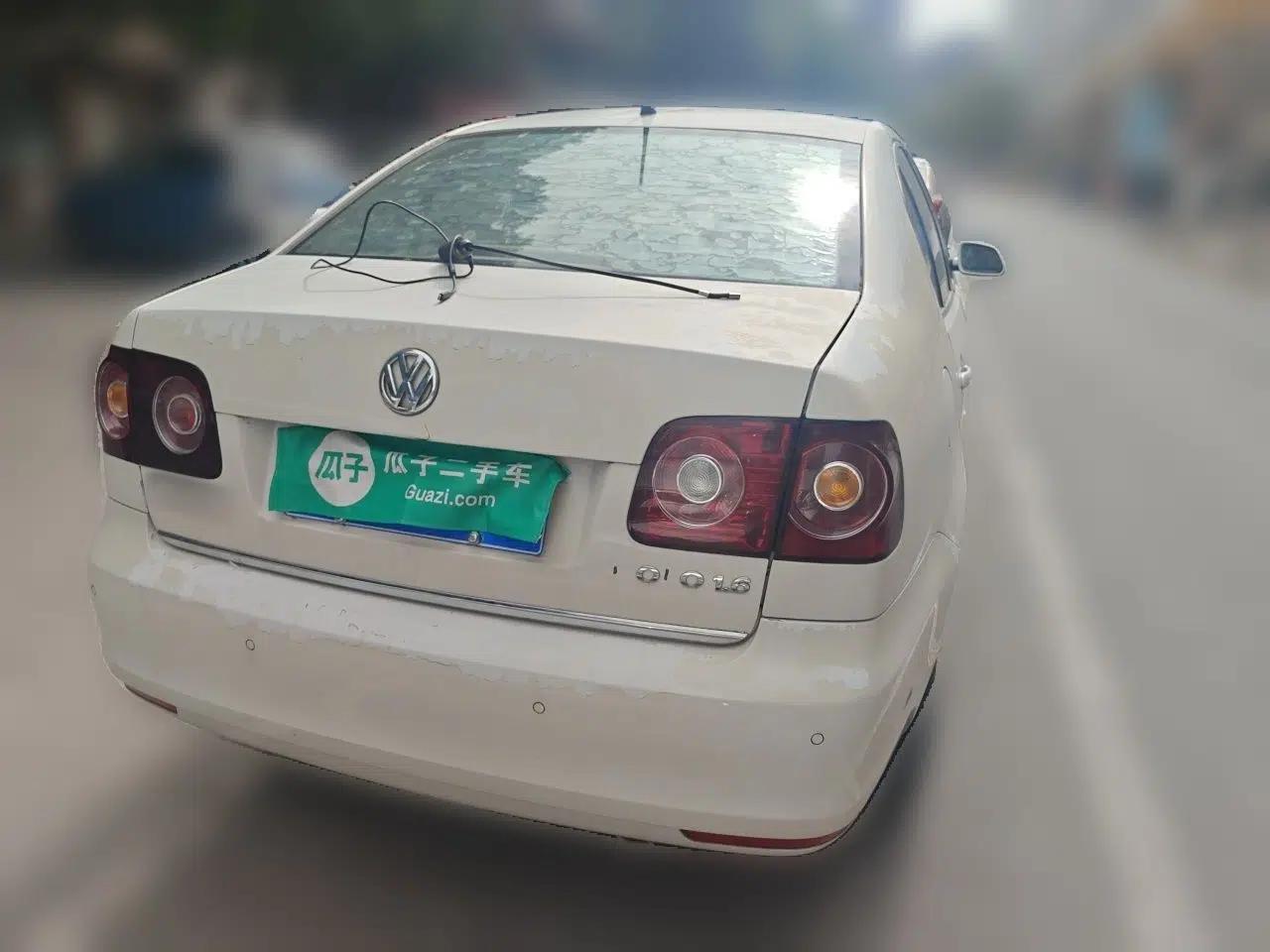 Volkswagen Polo 2011 Jingqu 1.4L Automatic Shishang Edition — миниатюра 5