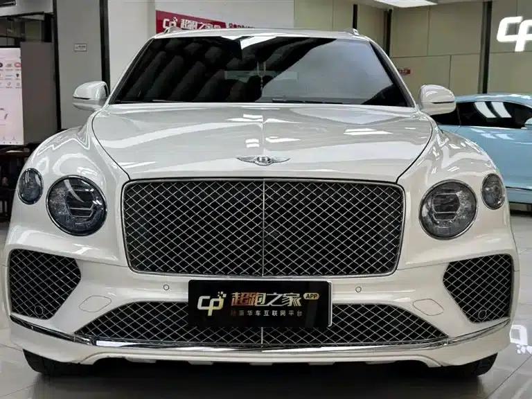 Bentayga 2022 4.0T V8 — миниатюра 2