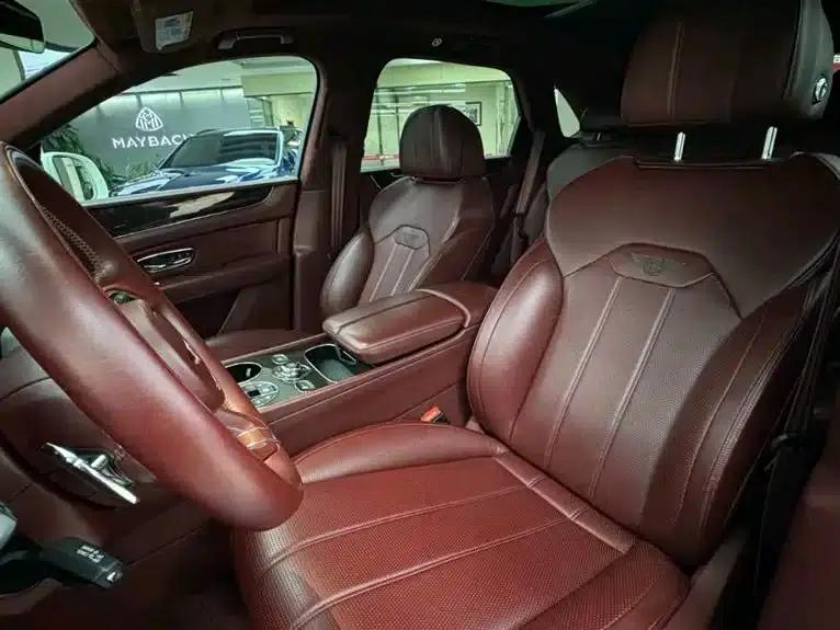 Bentayga 2022 4.0T V8 — миниатюра 8