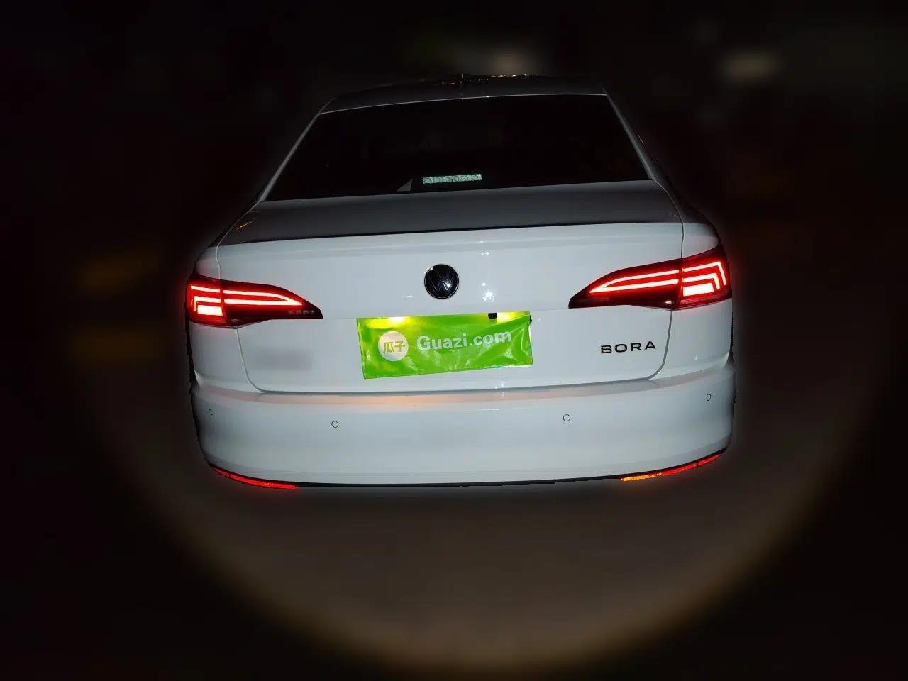 Volkswagen Bora 2021 1.5L Automatic Fashionable Smart Connectivity Version — миниатюра 5