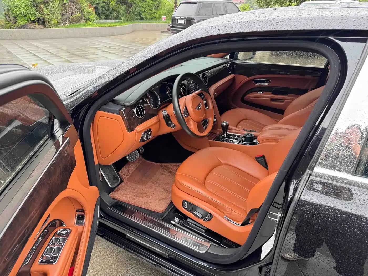 2013 Mulsanne 6.8T Mulliner Special Edition — миниатюра 4