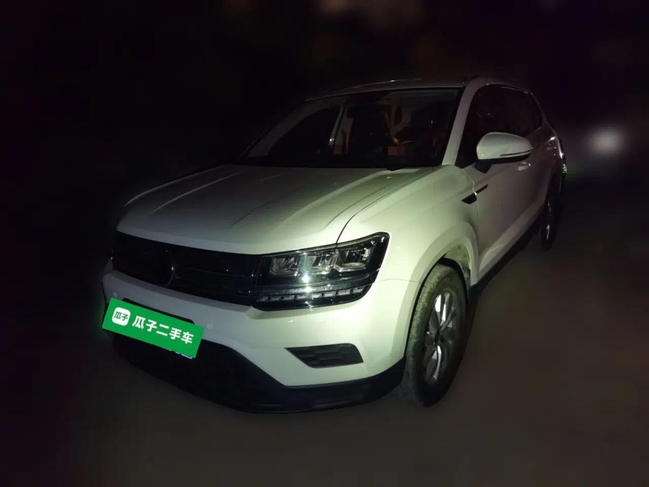Volkswagen Tharu 2021 280TSI Two-Wheel Drive Trend Edition — миниатюра 1