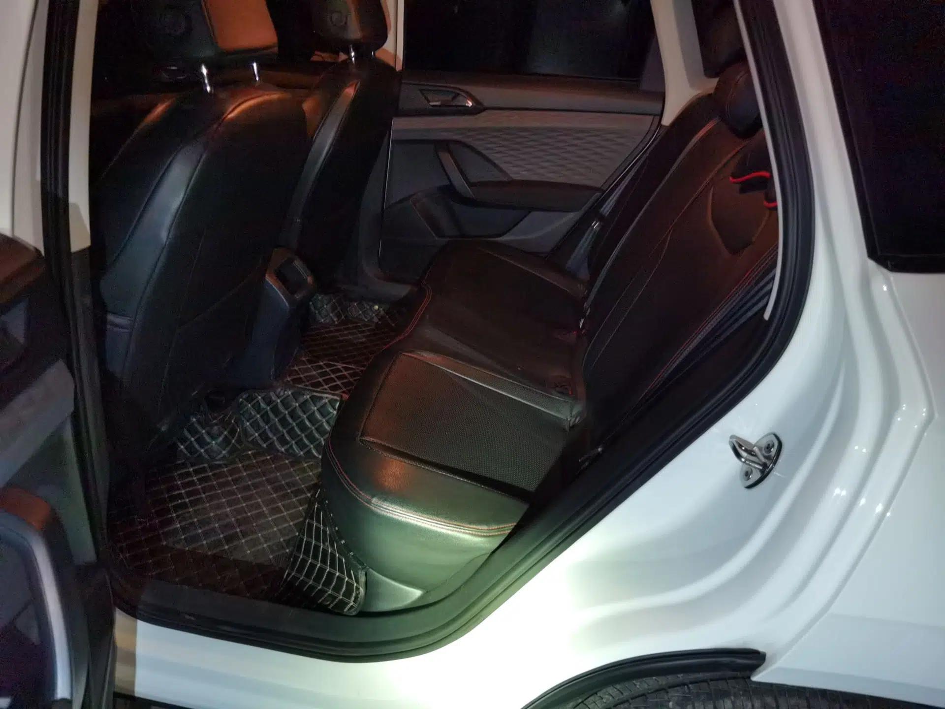 Volkswagen Tharu 2021 280TSI Two-Wheel Drive Trend Edition — миниатюра 17