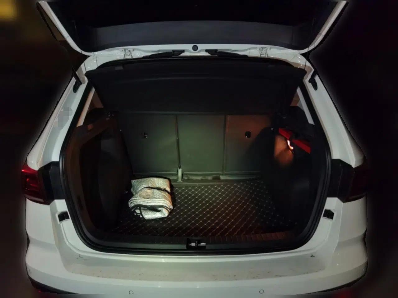 Volkswagen Tharu 2021 280TSI Two-Wheel Drive Trend Edition — миниатюра 19