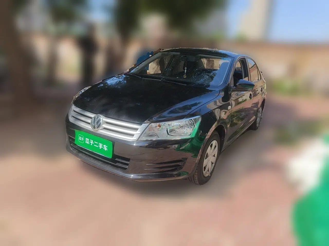 Volkswagen Santana 2015 1.6L Manual Fashion Edition — миниатюра 1