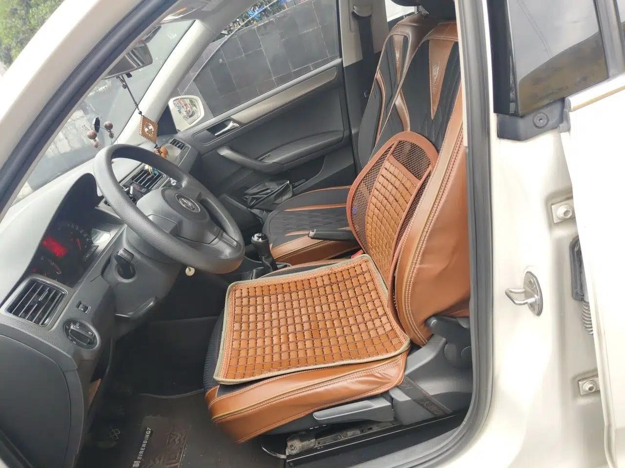 Volkswagen Santana 2015 1.6L Manual Comfort Edition — миниатюра 15