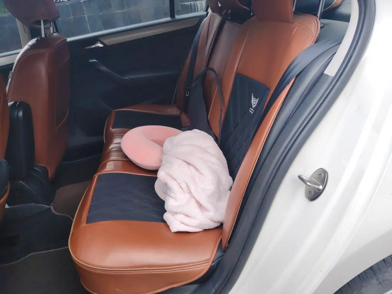 Volkswagen Santana 2015 1.6L Manual Comfort Edition — миниатюра 17