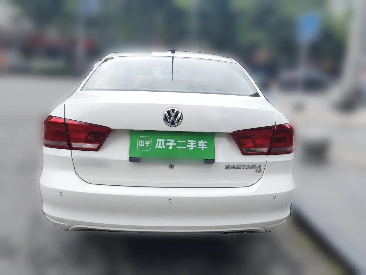 Volkswagen Santana 2015 1.6L Manual Comfort Edition — миниатюра 5