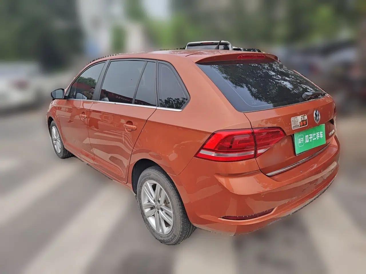 Volkswagen Santana 2015 Haval H6 1.6L Automatic Comfort Model — миниатюра 4