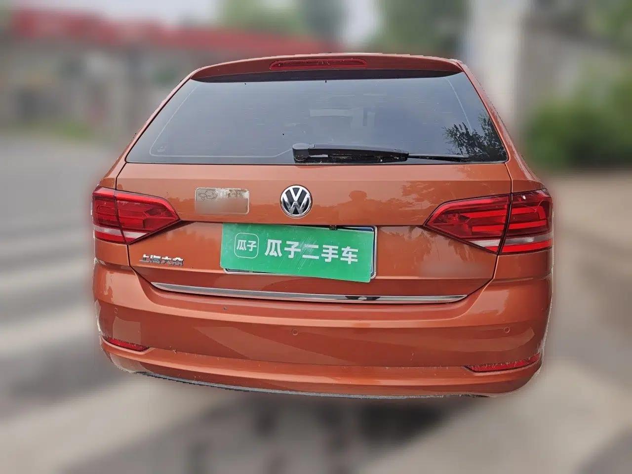 Volkswagen Santana 2015 Haval H6 1.6L Automatic Comfort Model — миниатюра 5