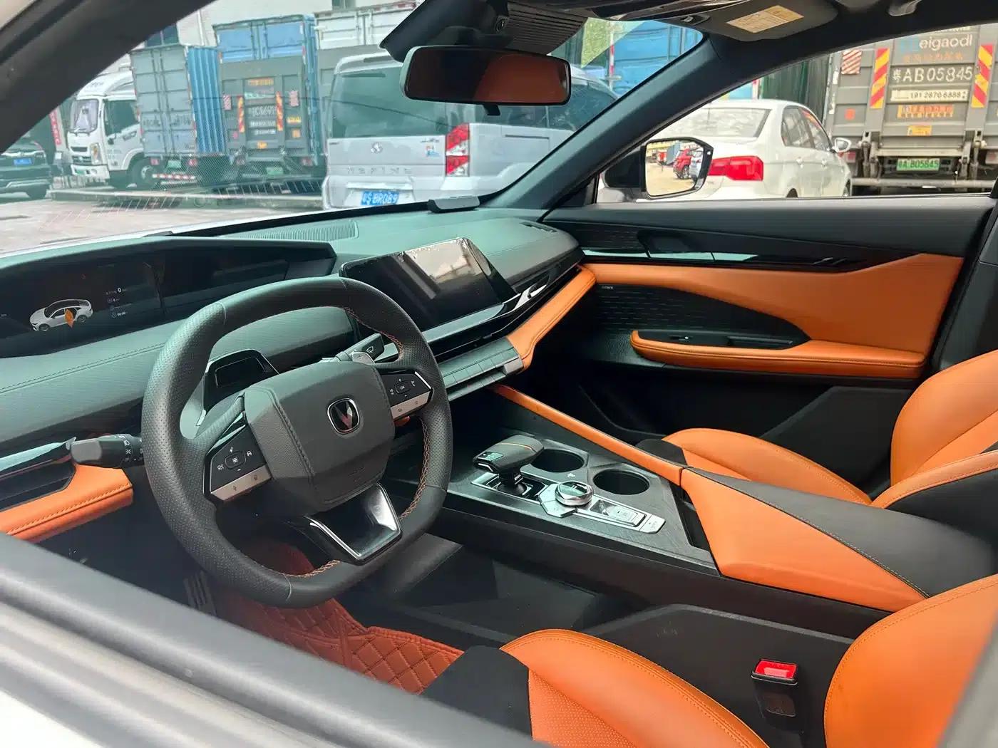 Changan UNI-V 2024 2.0T High-Performance Edition — миниатюра 11