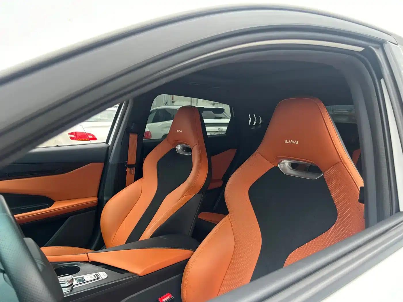 Changan UNI-V 2024 2.0T High-Performance Edition — миниатюра 12