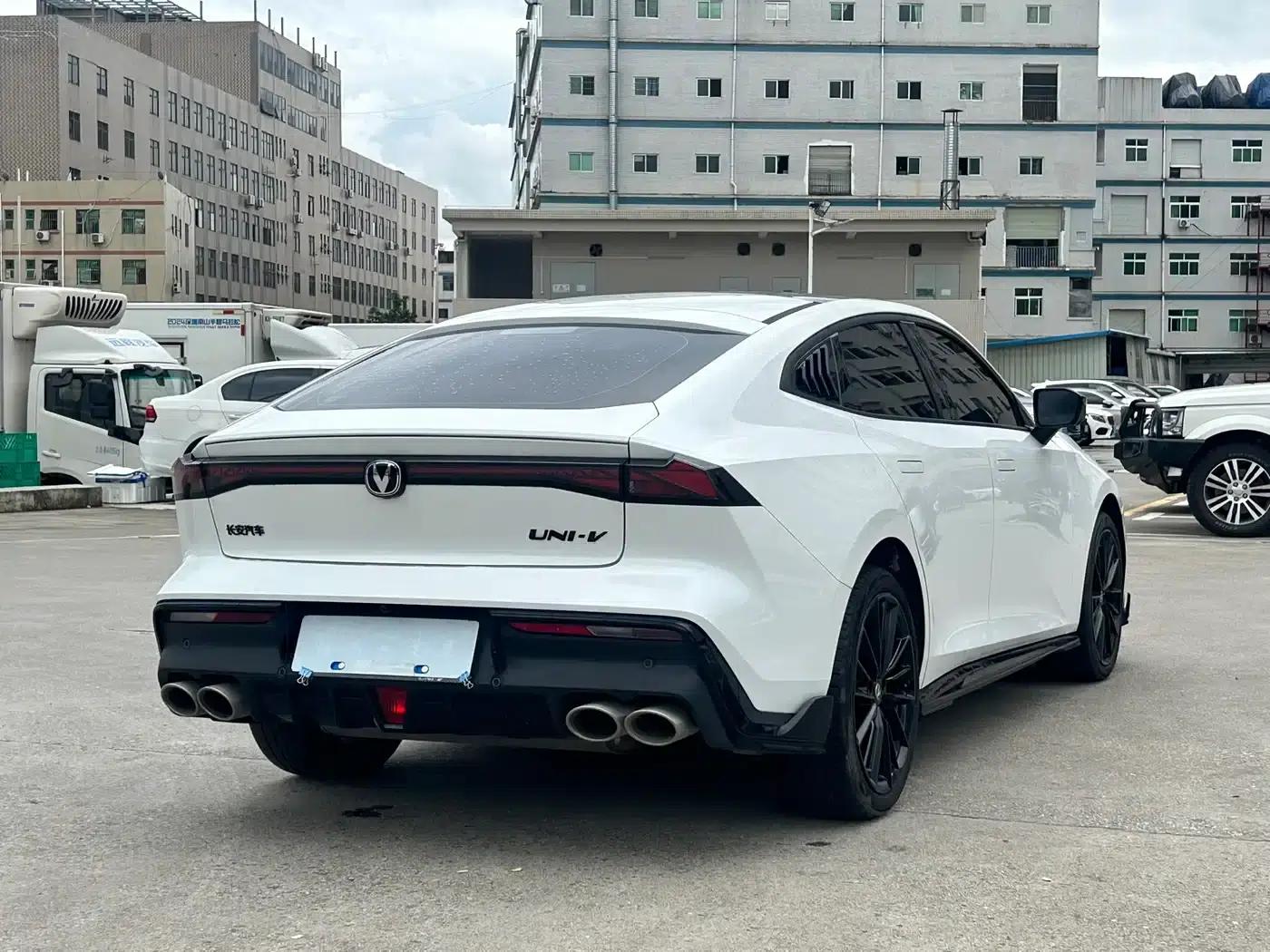 Changan UNI-V 2024 2.0T High-Performance Edition — миниатюра 18
