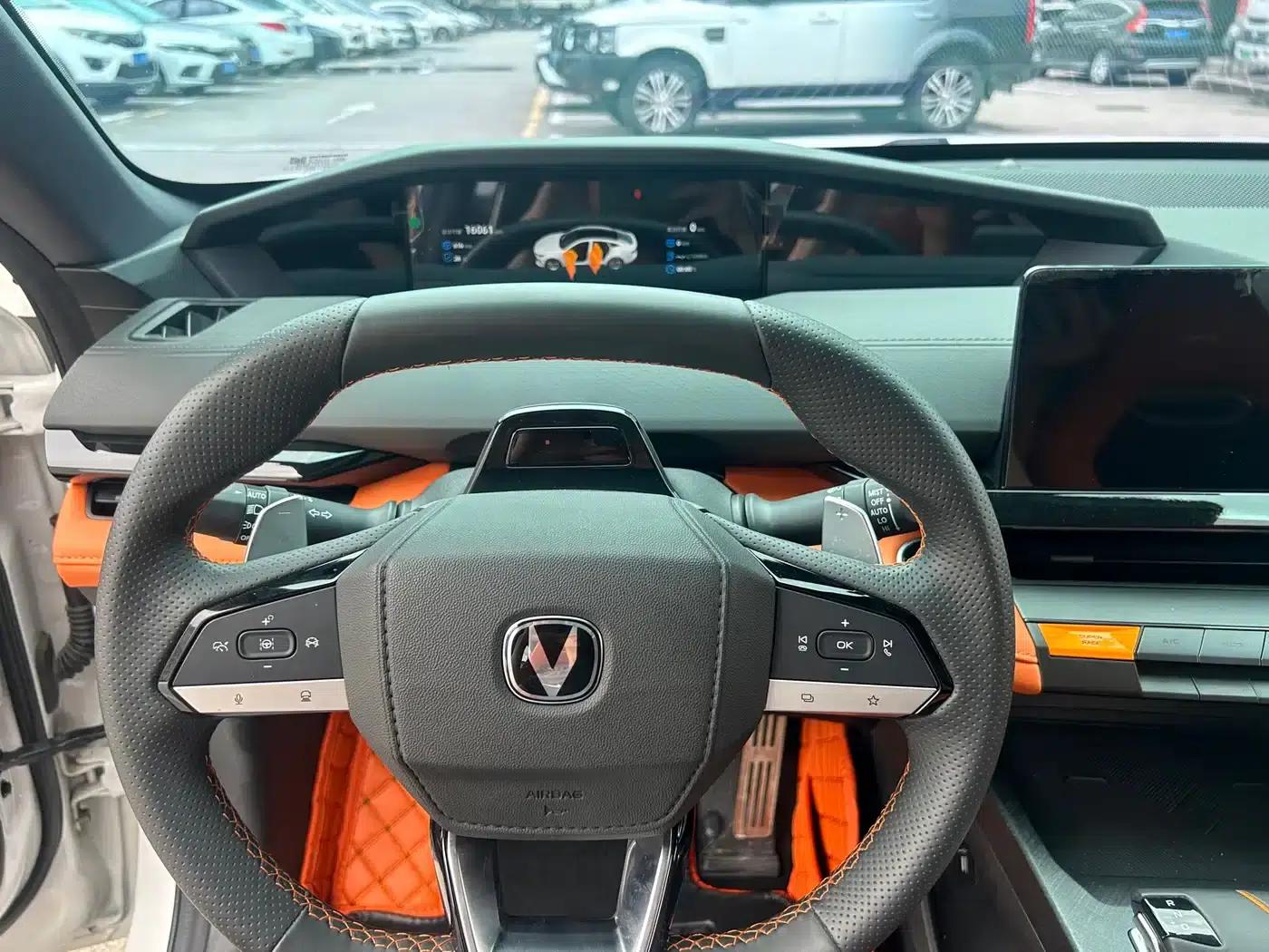 Changan UNI-V 2024 2.0T High-Performance Edition — миниатюра 10