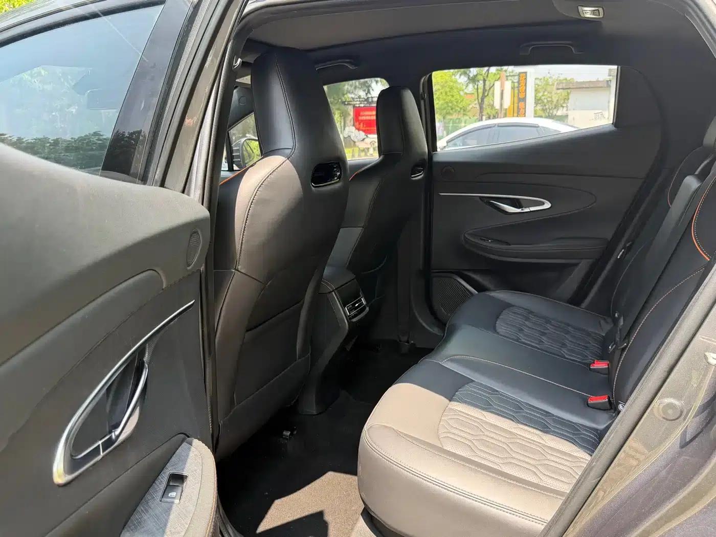 Changan UNI-T 2022 1.5T Premium Edition — миниатюра 6
