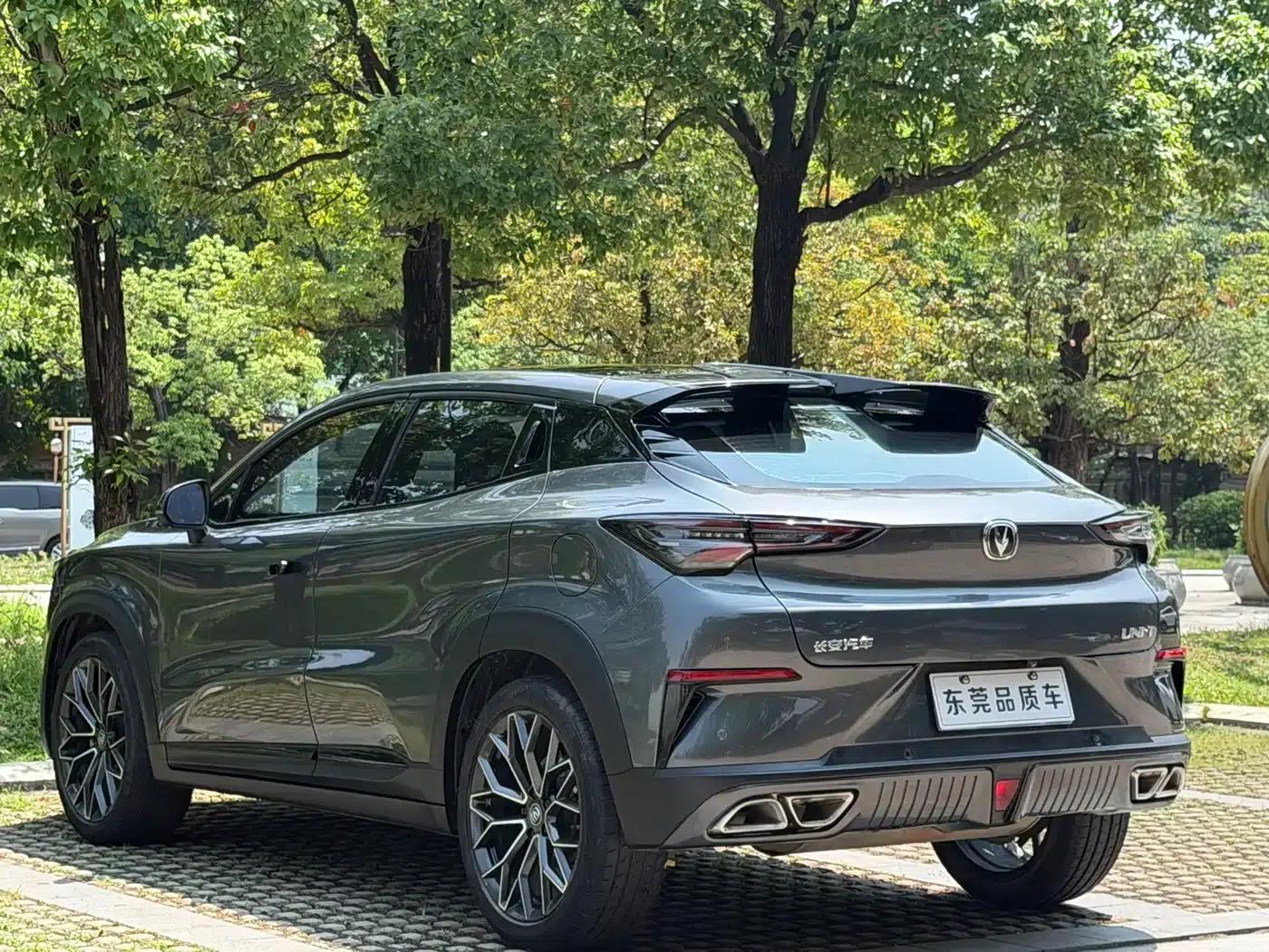 Changan UNI-T 2022 1.5T Premium Edition — миниатюра 8