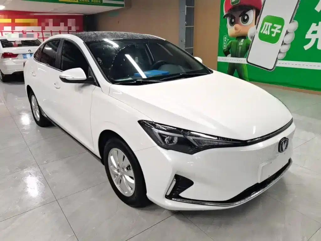 Changan Eado New Energy 2022 EV460 Smart Ride-Hailing Edition (Lithium Iron Phosphate) — миниатюра 4