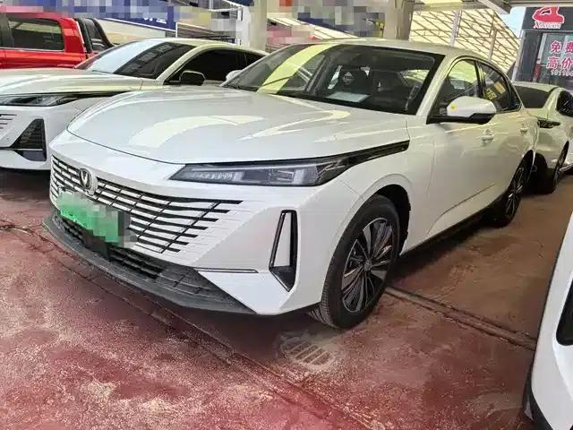 Changan Eado PHEV 2025 Smart Blue Whale 145KM Battleship Edition