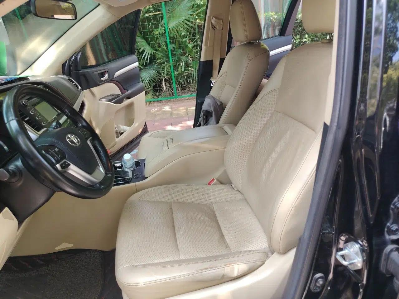 Toyota Highlander 2017 2.0T Four-Wheel Drive Luxury Edition 7 Seats — миниатюра 12