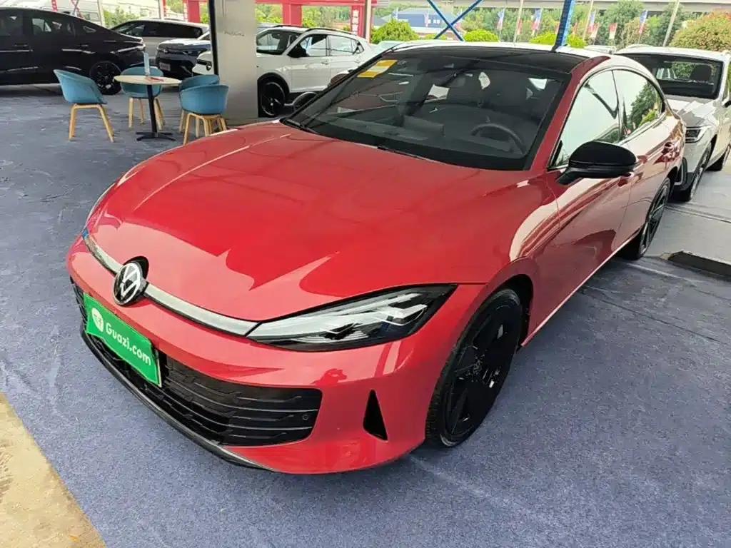 Lamando 2026 Model, Lamando L GTS 380TSI Lingfeng Millionth Anniversary Edition — миниатюра 2