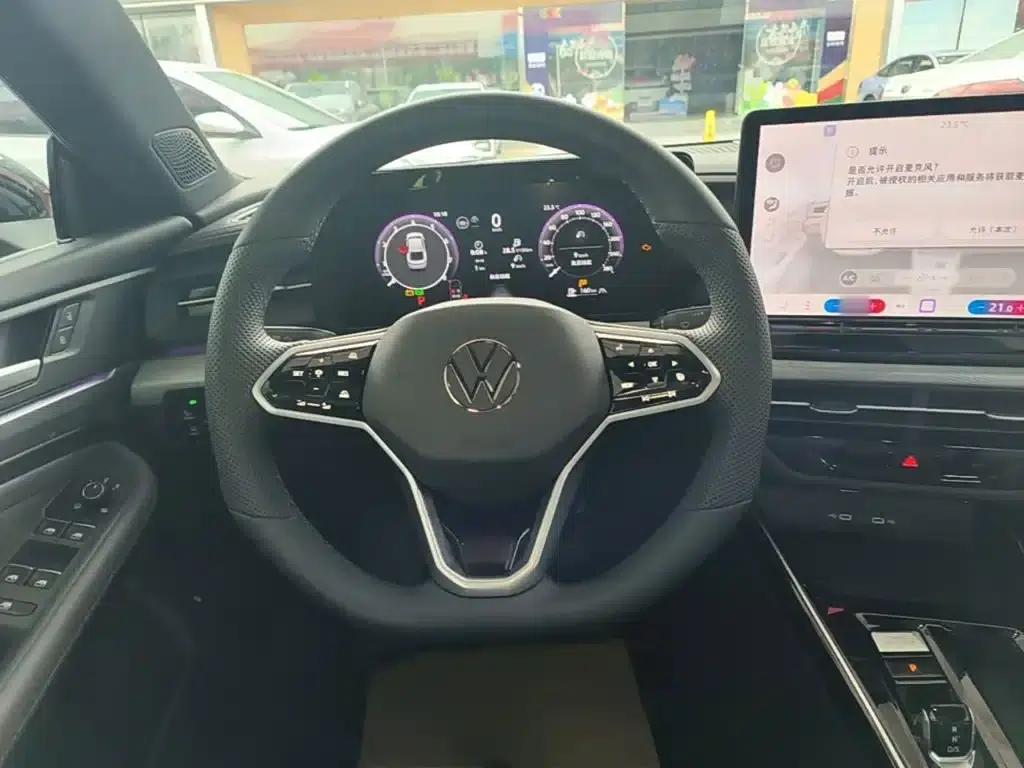 Lamando 2026 Model, Lamando L GTS 380TSI Lingfeng Millionth Anniversary Edition — миниатюра 11