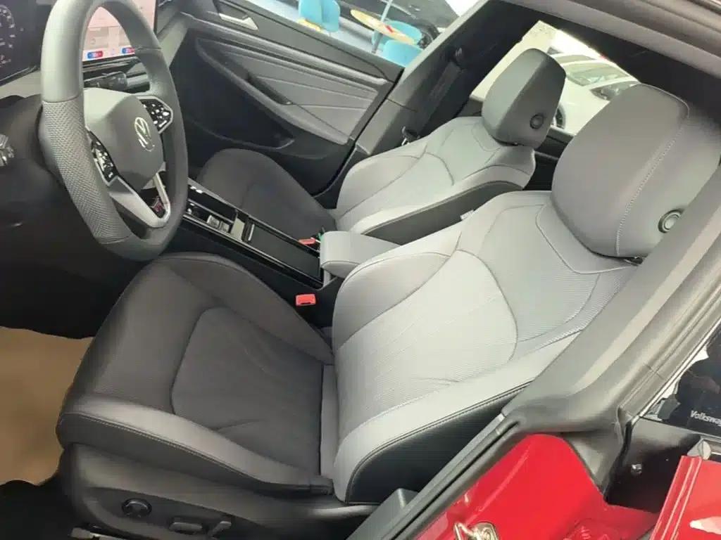 Lamando 2026 Model, Lamando L GTS 380TSI Lingfeng Millionth Anniversary Edition — миниатюра 15