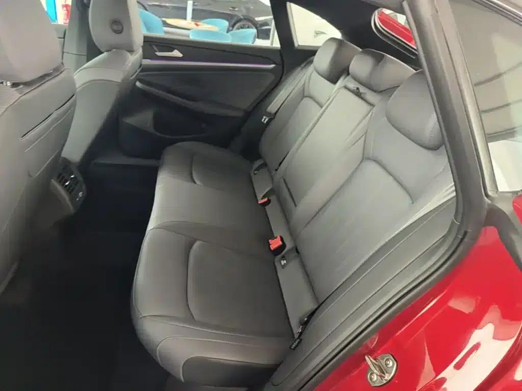 Lamando 2026 Model, Lamando L GTS 380TSI Lingfeng Millionth Anniversary Edition — миниатюра 17