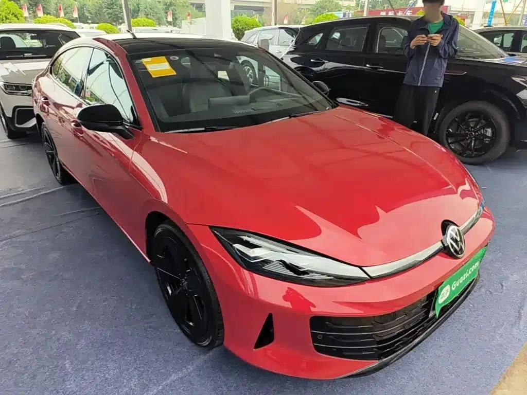 Lamando 2026 Model, Lamando L GTS 380TSI Lingfeng Millionth Anniversary Edition — миниатюра 4