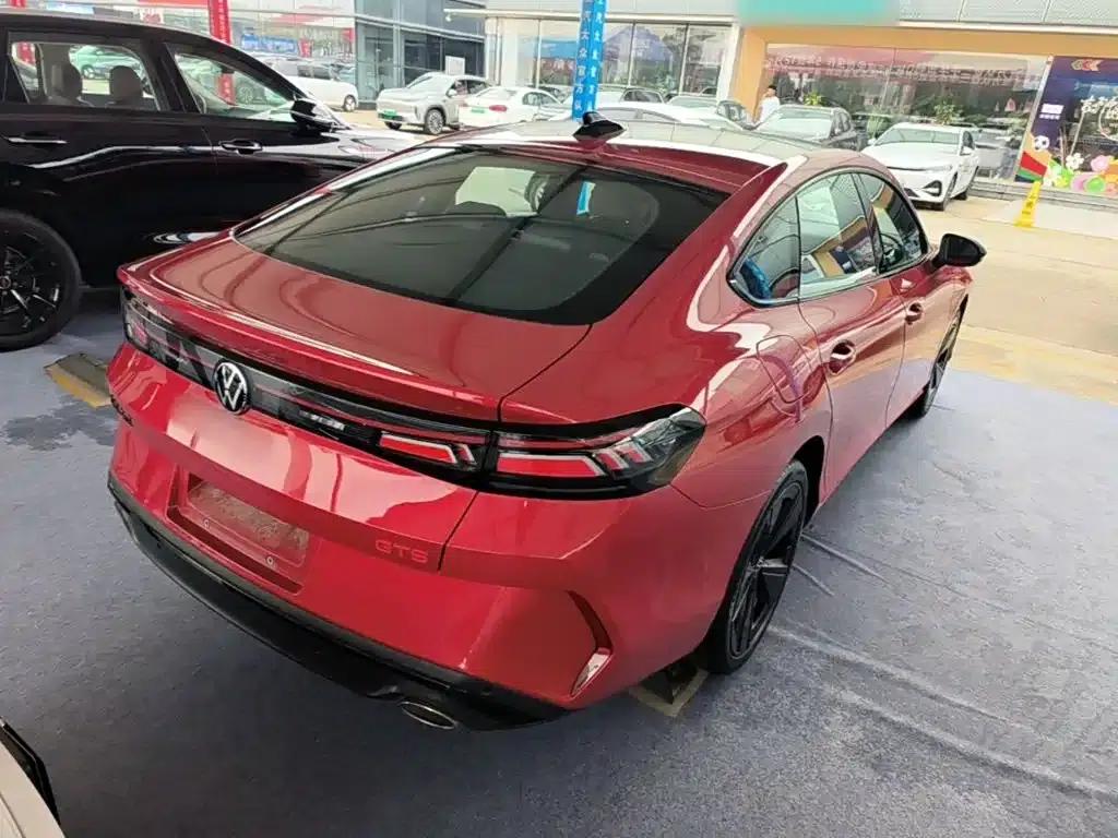 Lamando 2026 Model, Lamando L GTS 380TSI Lingfeng Millionth Anniversary Edition — миниатюра 7