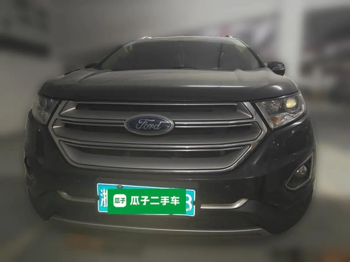 Ford Edge 2016 EcoBoost 245 Two-Wheel-Drive Titanium 5-Seater — миниатюра 2