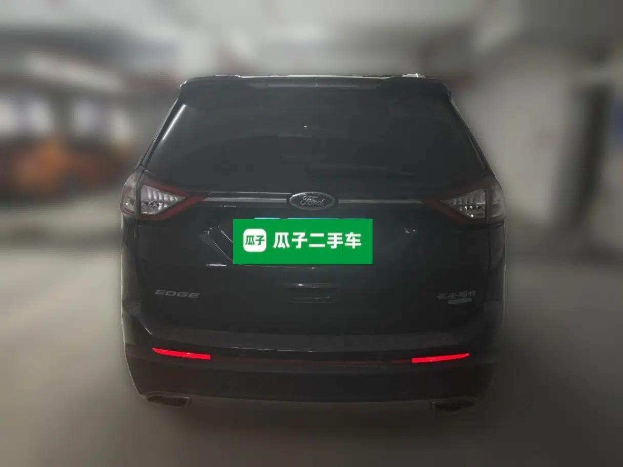 Ford Edge 2016 EcoBoost 245 Two-Wheel-Drive Titanium 5-Seater — миниатюра 5