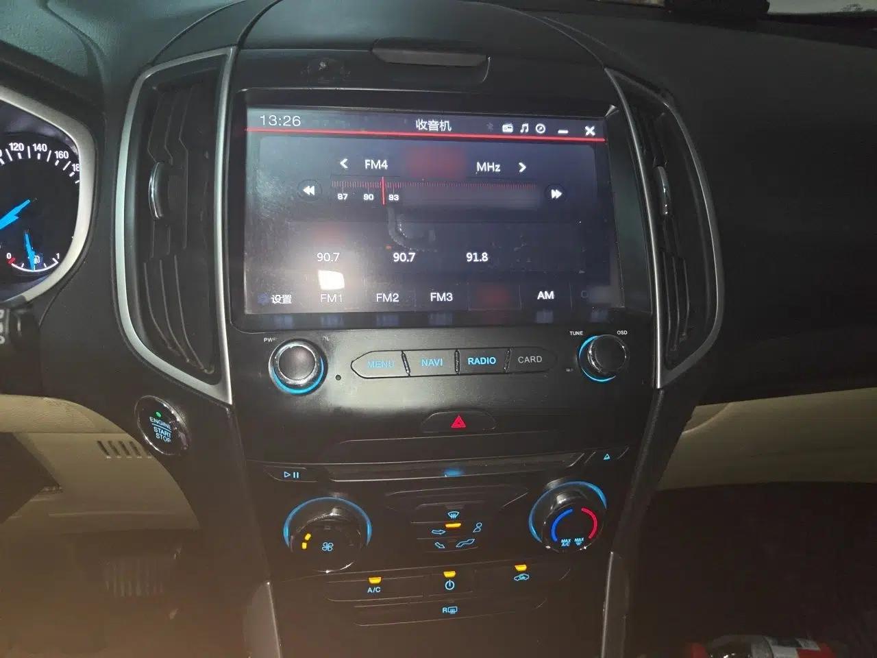 Ford Edge 2016 EcoBoost 245 Two-Wheel-Drive Titanium 5-Seater — миниатюра 9