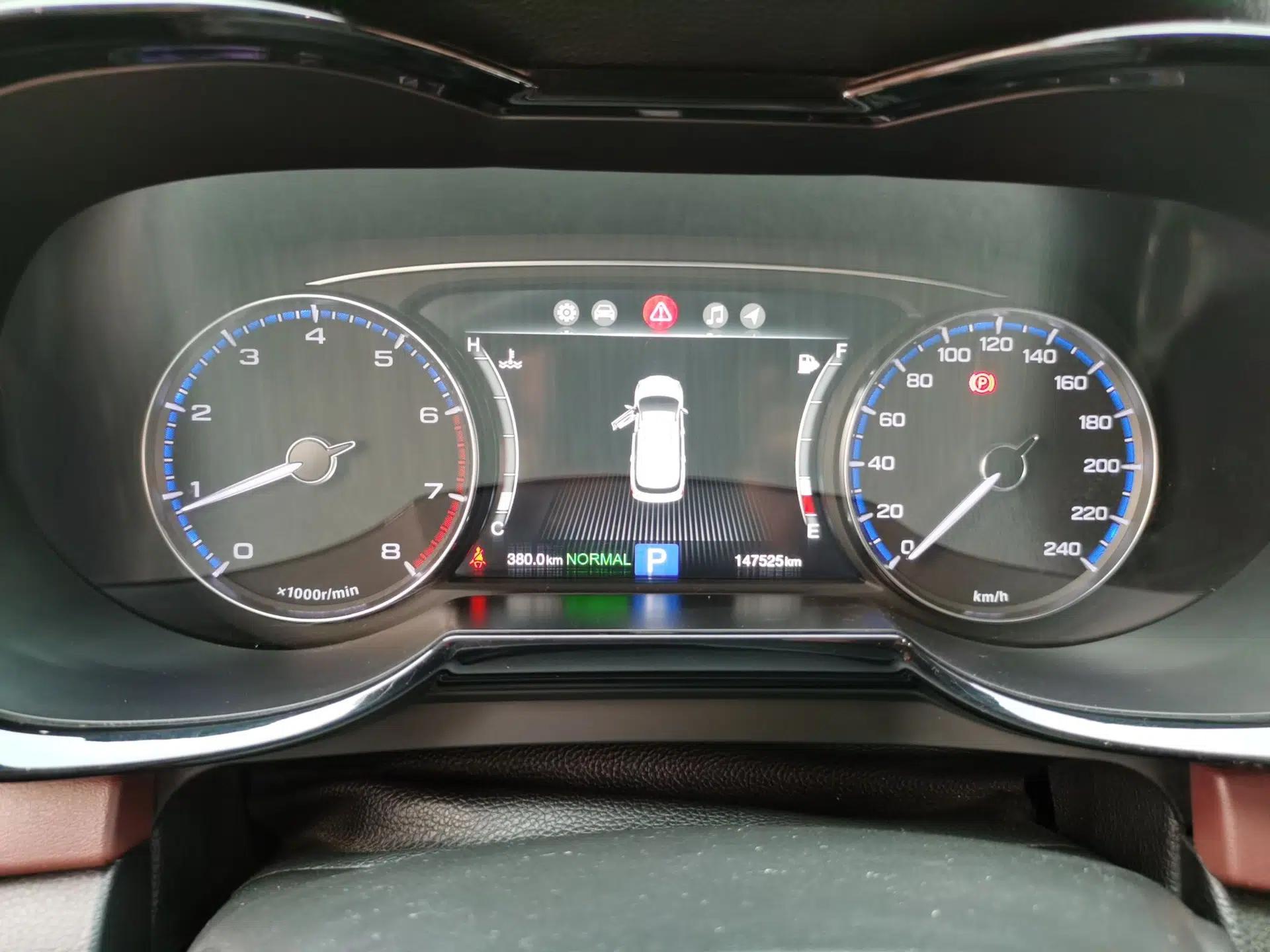 GAC Trumpchi GS8 2017 320T Two-Wheel Drive Luxury Smart Connectivity Version (7 Seats) — миниатюра 11