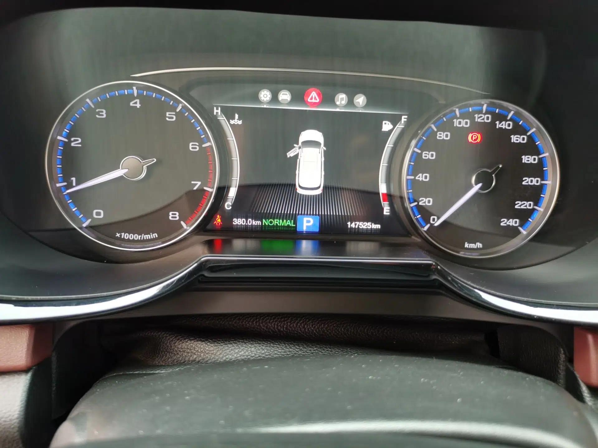GAC Trumpchi GS8 2017 320T Two-Wheel Drive Luxury Smart Connectivity Version (7 Seats) — миниатюра 12