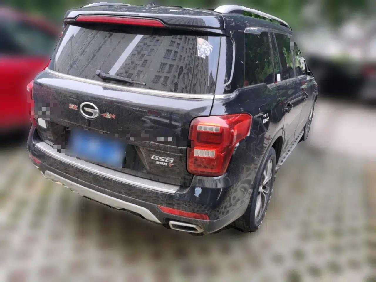 GAC Trumpchi GS8 2017 320T Two-Wheel Drive Luxury Smart Connectivity Version (7 Seats) — миниатюра 6