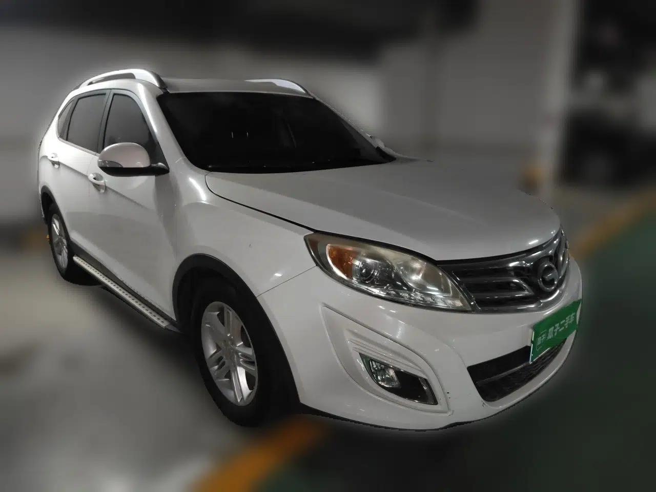 GAC Trumpchi GS5 2014 2.0L Automatic Two-Wheel Drive Anniversary Value Edition — миниатюра 3