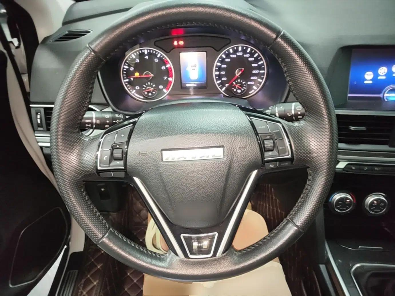 Haval H6 2018 Blue Label Sport Edition 1.5T Manual Two-Wheel Drive Elite Model — миниатюра 13