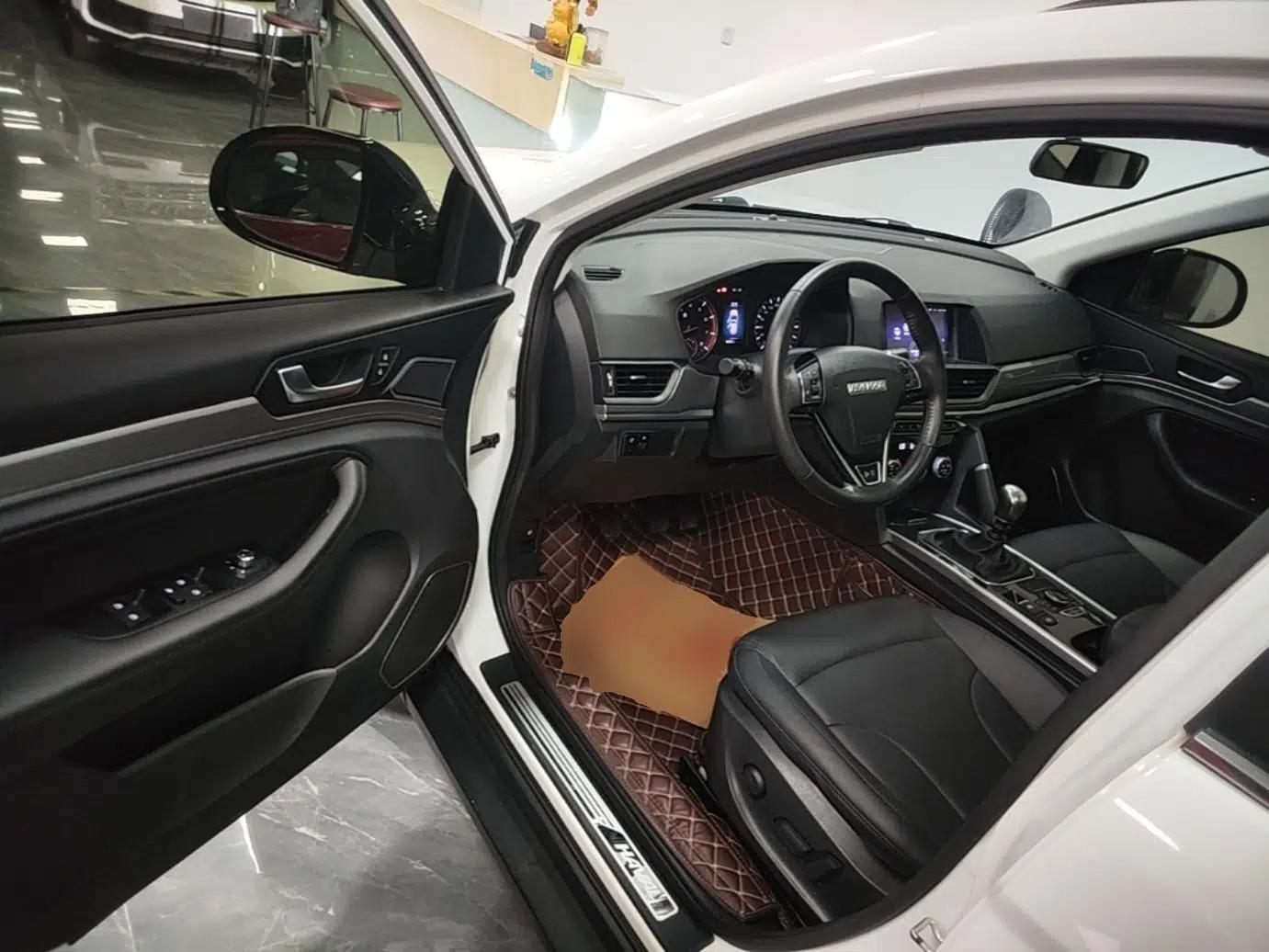 Haval H6 2018 Blue Label Sport Edition 1.5T Manual Two-Wheel Drive Elite Model — миниатюра 18