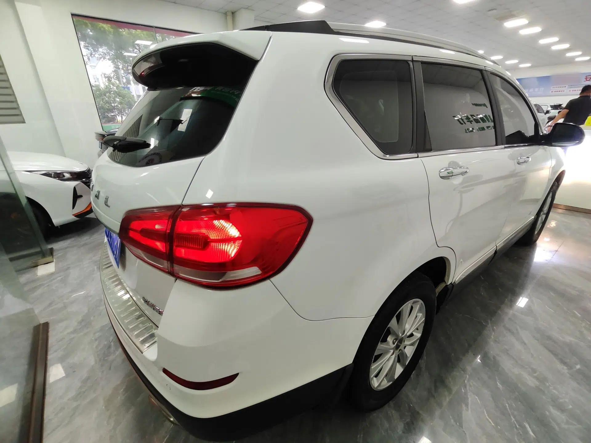 Haval H6 2018 Blue Label Sport Edition 1.5T Manual Two-Wheel Drive Elite Model — миниатюра 6