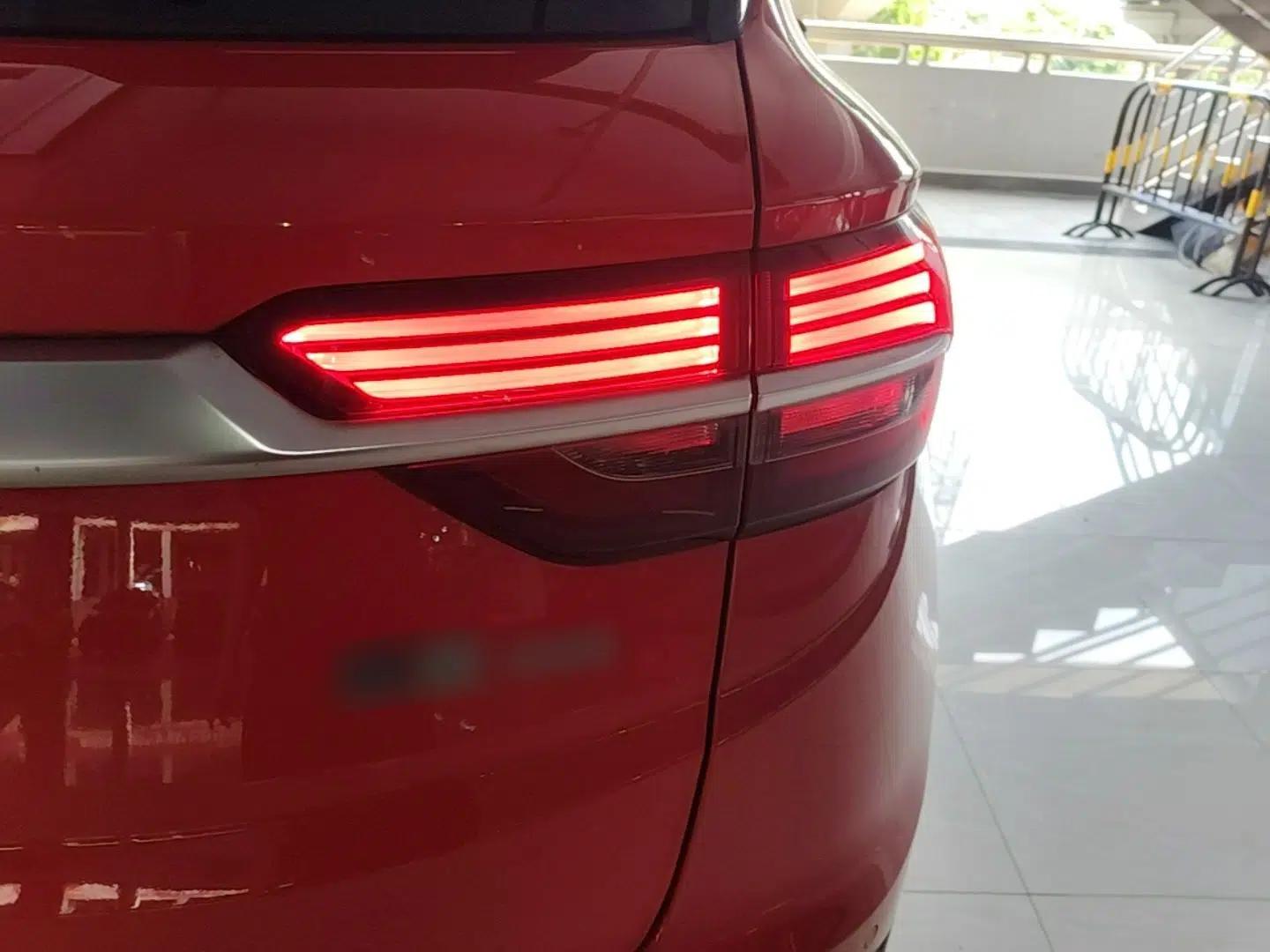 Geely Auto Coolray 2020 PRO 260T DCT Knight — миниатюра 9
